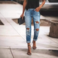 Moderne Jeans für Damen in gewaschener Blau-Optik mit Used-Look