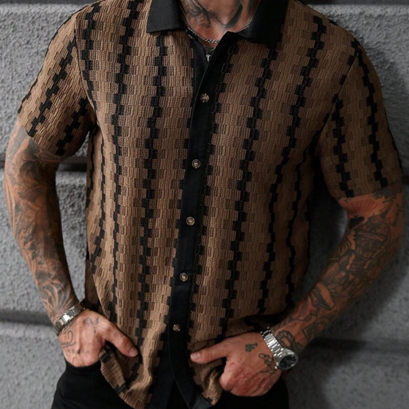 👕 50% RABATT! ✨ Retro-Geo-Strick-Shirt für Herren – Kurzarm, Atmungsaktiv, Kontrastkragen & Ideal Für Einen Stilvollen Auftritt Im Herbst 🍂