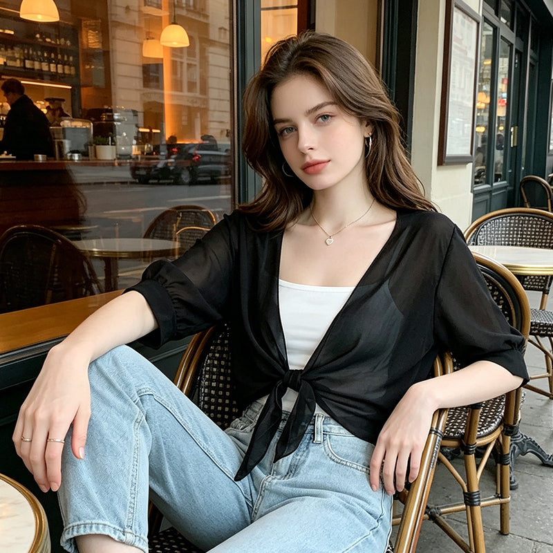 Elegantes, kurzes Chiffon-Top für Damen mit Bindeband vorne