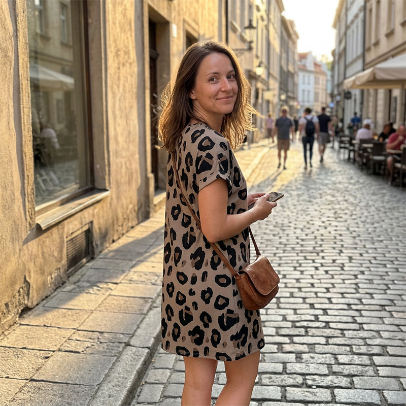 👗 JETZT 52 % RABATT! 🌬️ T-Shirt-Kleid mit V-Ausschnitt – Lässig & luftig – Sommer-Must-have ☀️